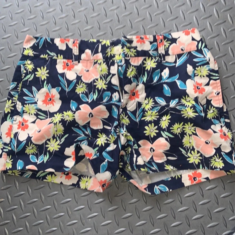 floral gap shorts
